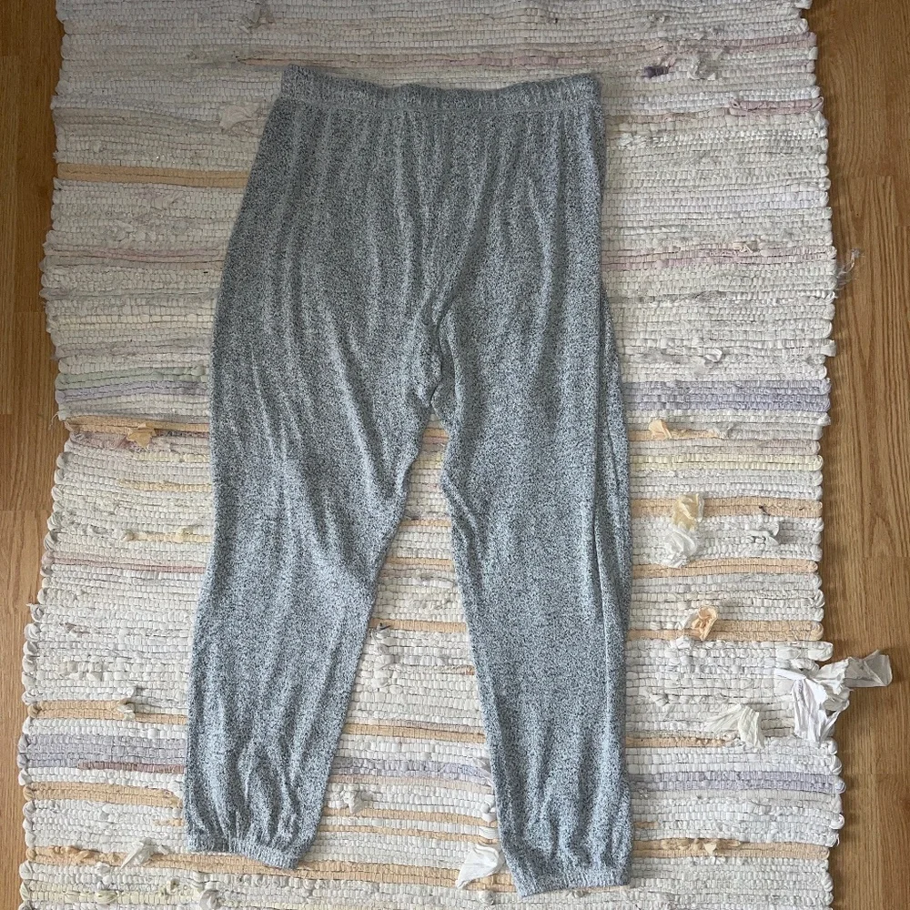 LOFT Sleep Heather Gray Long Sleeve / Pants Pajama Set Size Small - Picture 4 of 8